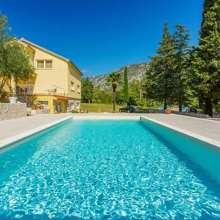 Emaris Apartment Tribalj  ภายนอก รูปภาพ