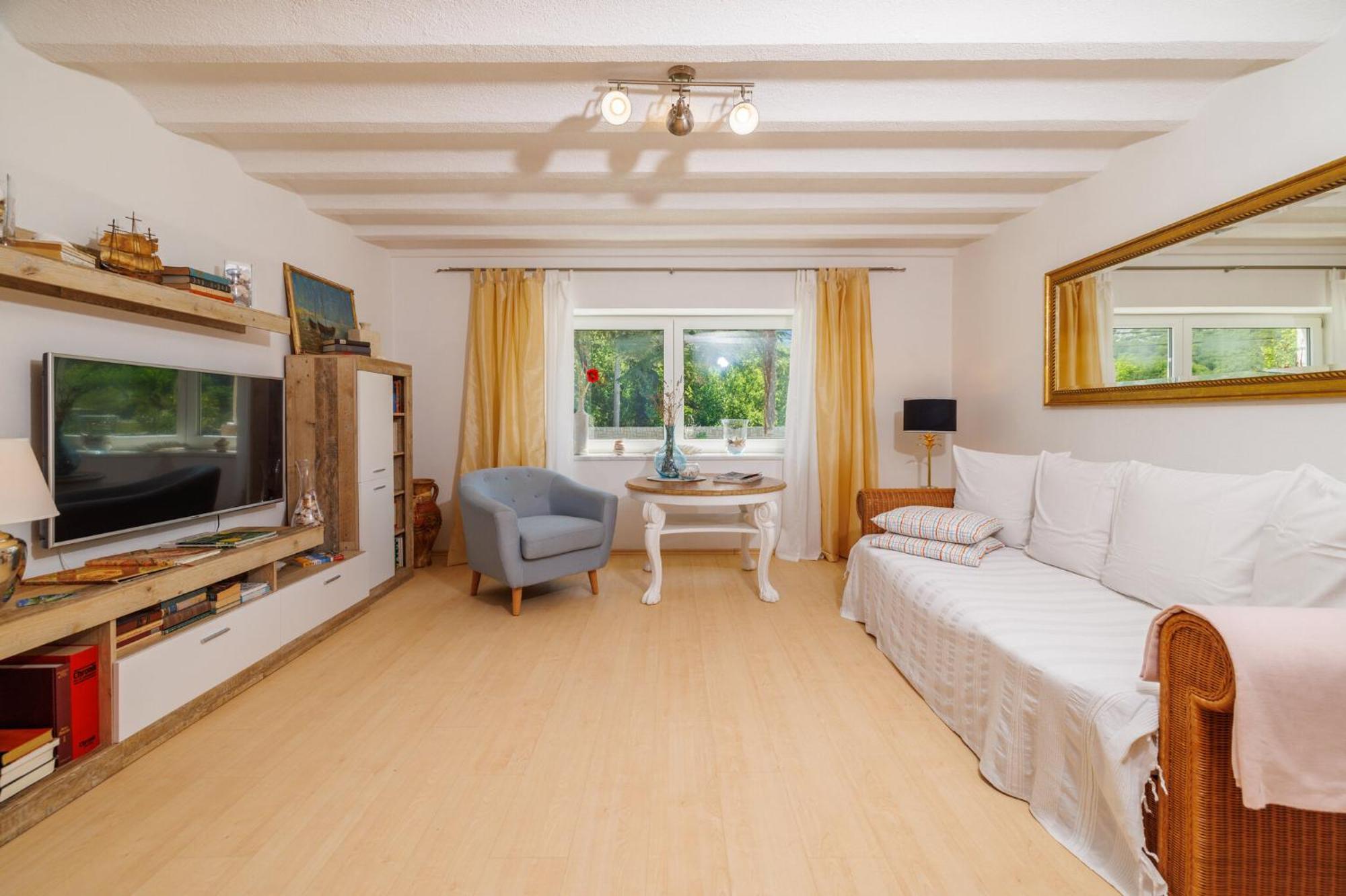Emaris Apartment Tribalj  ภายนอก รูปภาพ