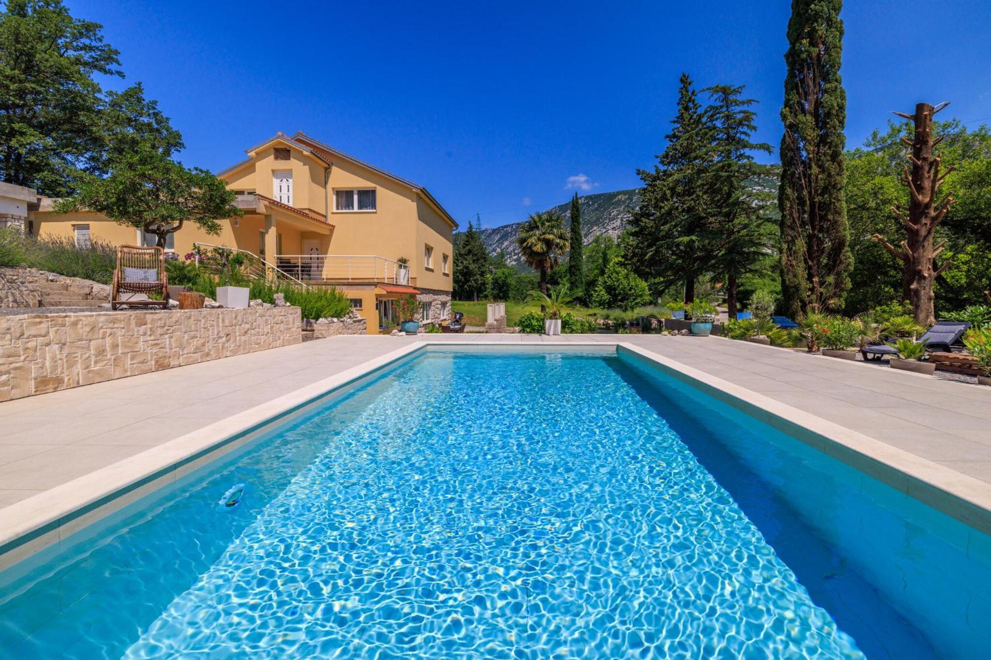 Emaris Apartment Tribalj  ภายนอก รูปภาพ